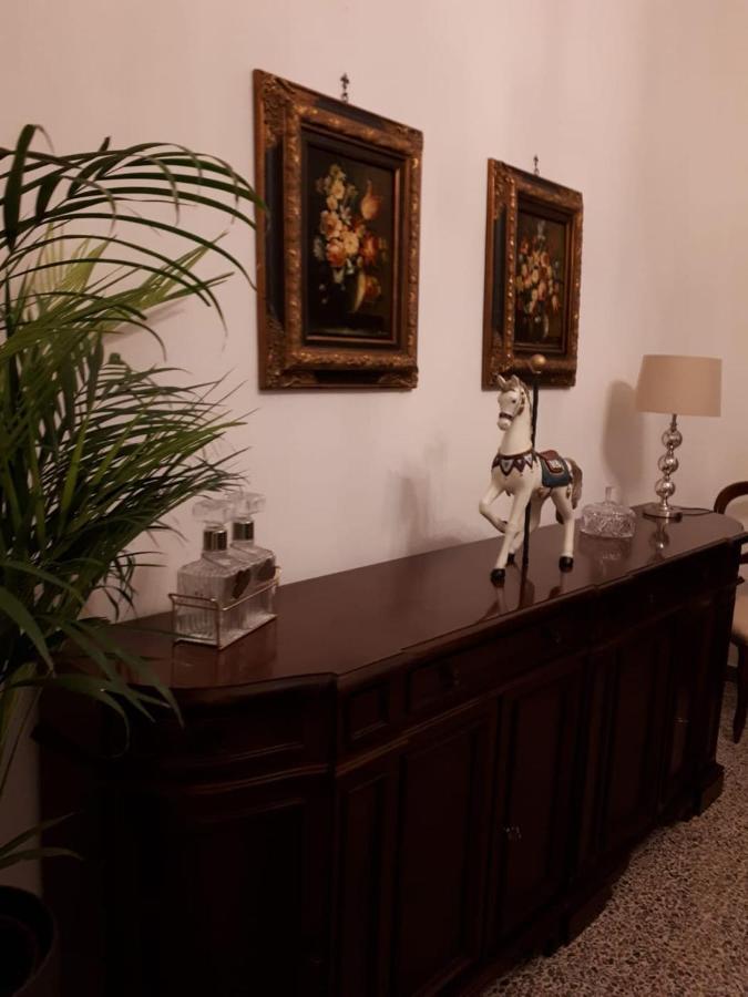 La Casa Sotto Il Castello Apartment บรักชาโน ภายนอก รูปภาพ